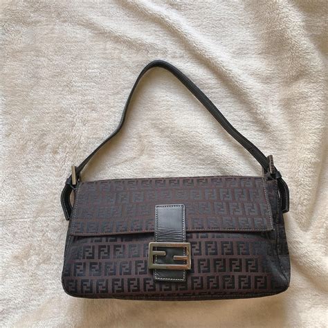 vintage fendi baguette black.